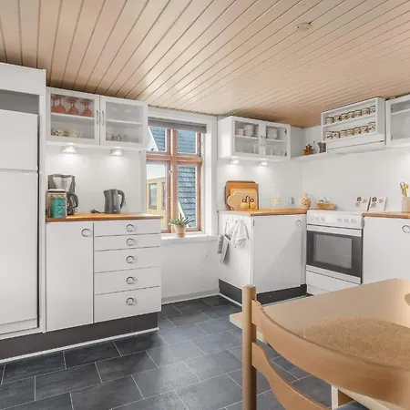 4 Star In * Løkken